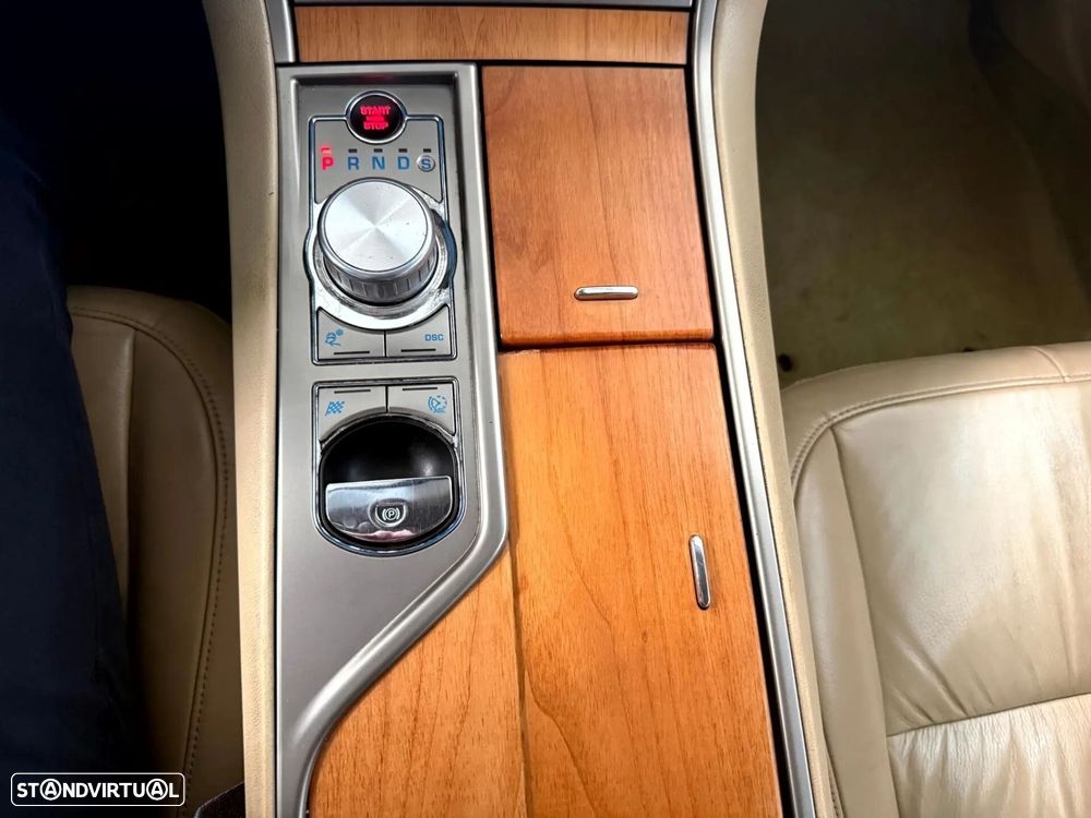 Jaguar XF 3.0 D V6 Premium Luxury - 14