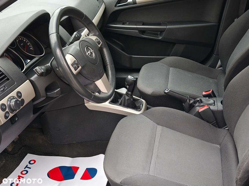 Opel Astra 1.8 Sport - 7
