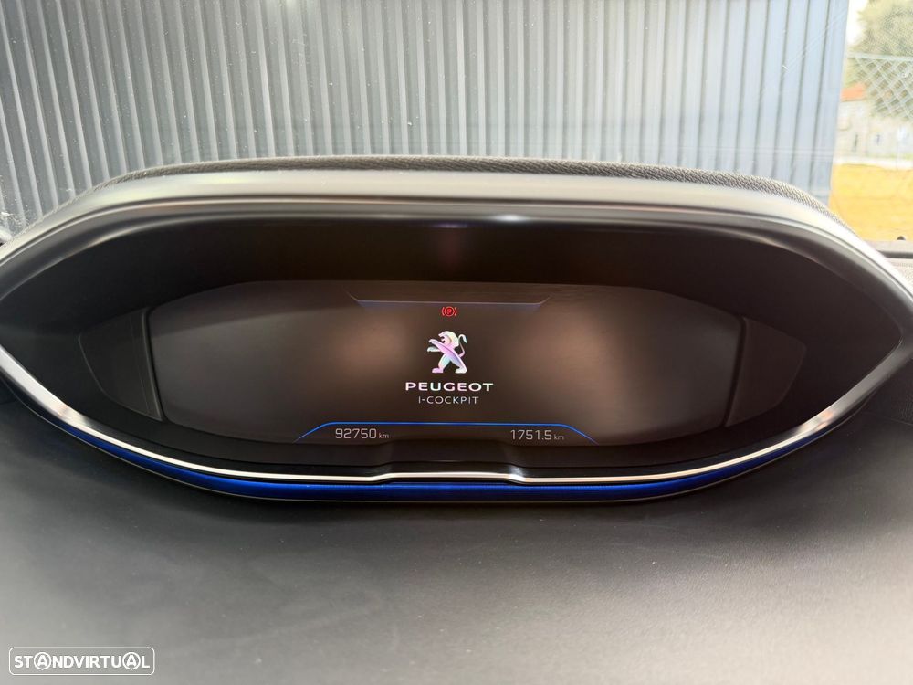 Peugeot 3008 PureTech 130 Stop & Start GPF EAT8 Active Business-Pack - 25