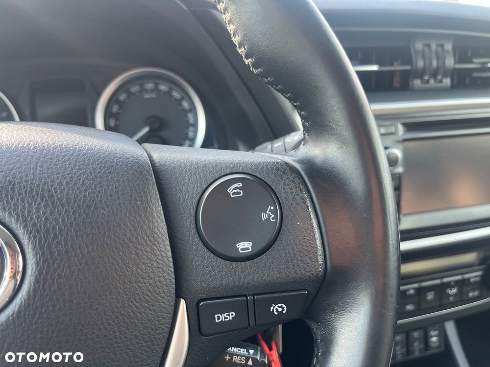 Toyota Auris 1.6 Valvematic Executive - 24