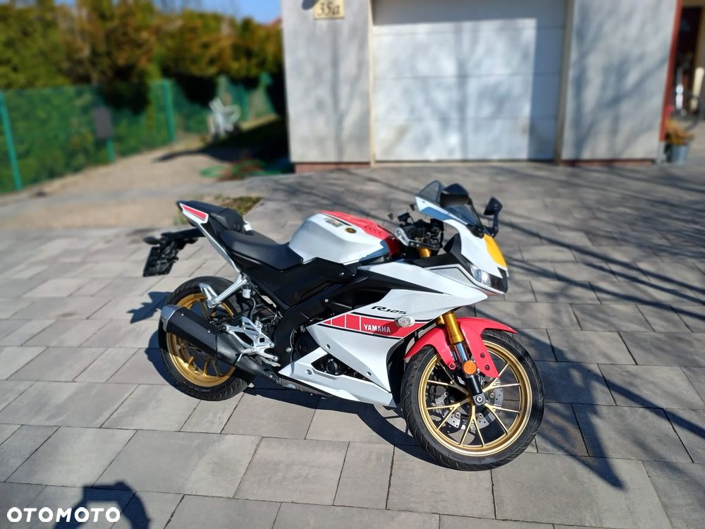 Yamaha YZF - 2