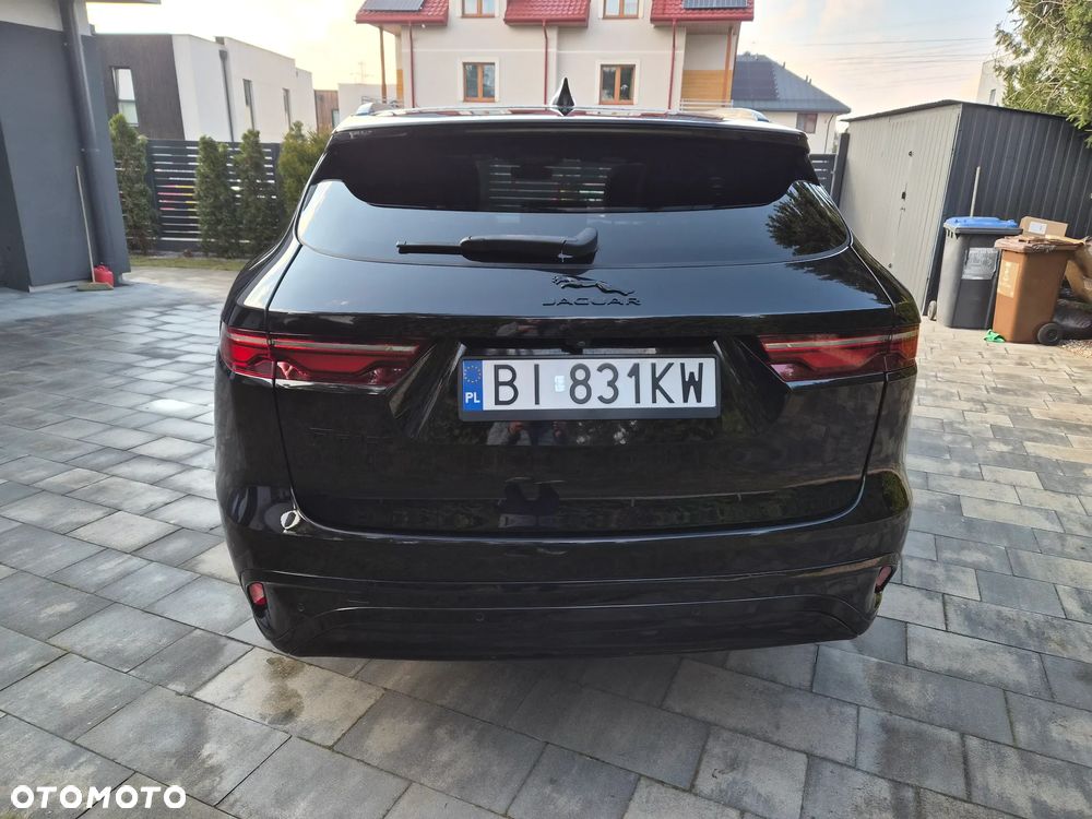 Jaguar F-Pace 2.0 P250 mHEV AWD R-Dynamic S - 10