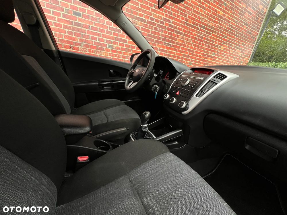 Kia Ceed - 9