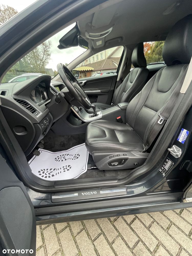 Volvo XC 60 D3 Inscription - 5
