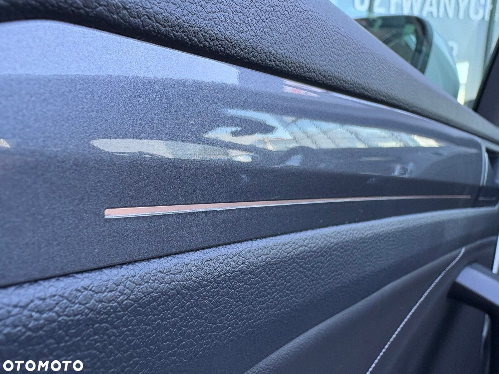 Volkswagen T-Roc 1.5 TSI Style DSG - 20
