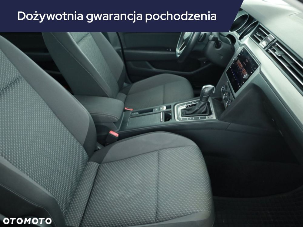 Volkswagen Passat Variant - 9