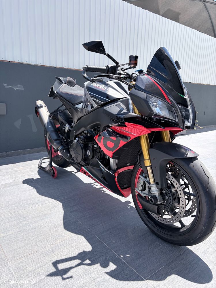 Aprilia Tuono V4 Factory - 2