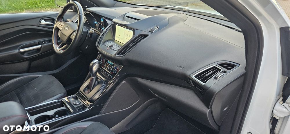 Ford Kuga 2.0 TDCi 4x4 ST-Line - 20