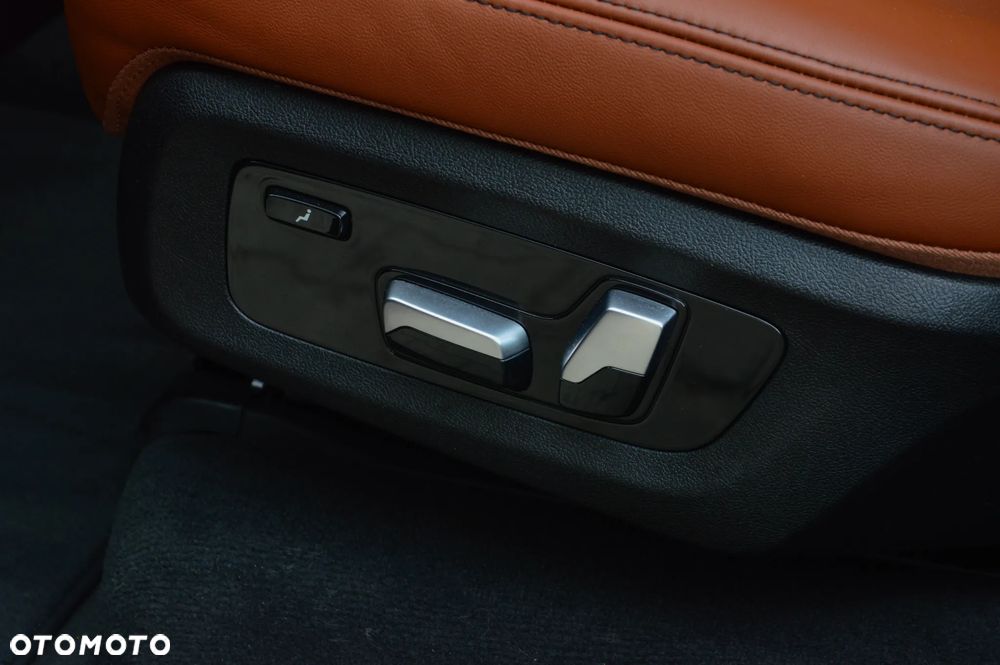BMW X7 M50i - 33