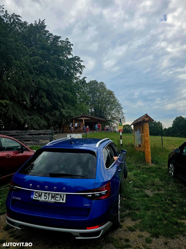 Skoda Superb Combi 2.0 TDI 4x4 DSG Scout Final Edition - 7