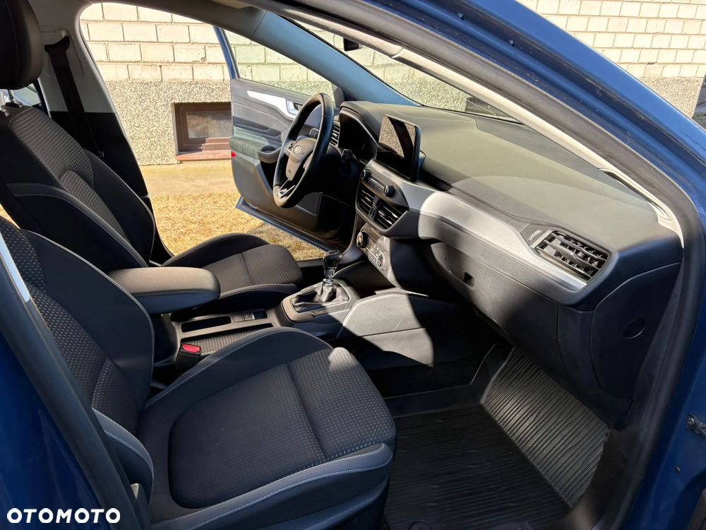 Ford Focus 1.5 EcoBlue STart-Stopp-System TITANIUM - 16