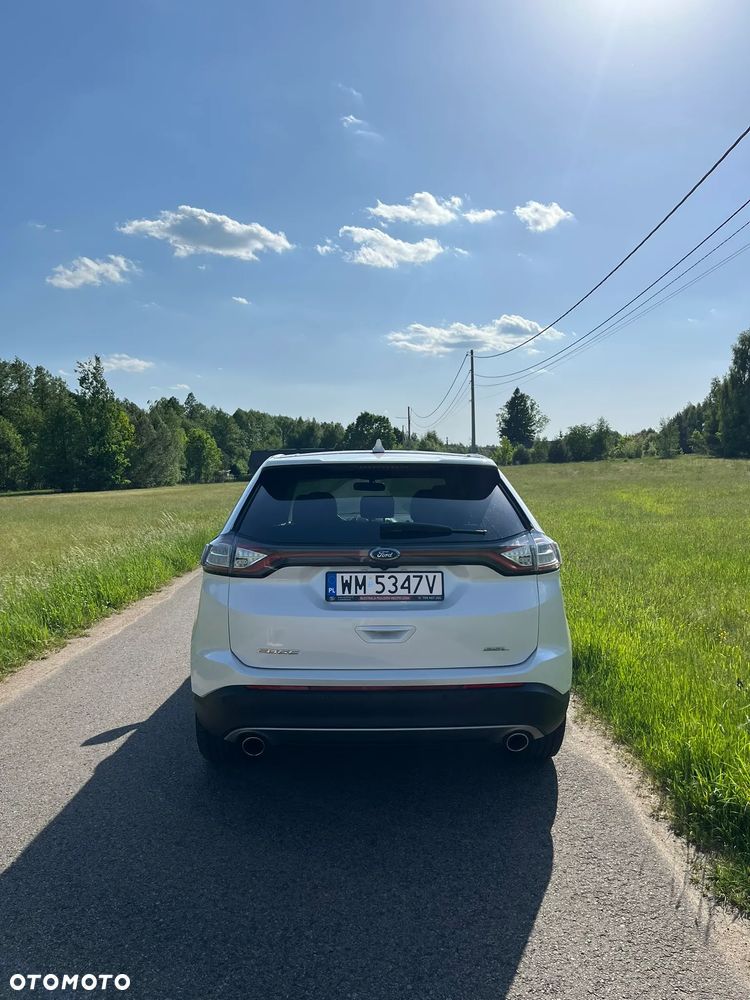 Ford Edge - 12