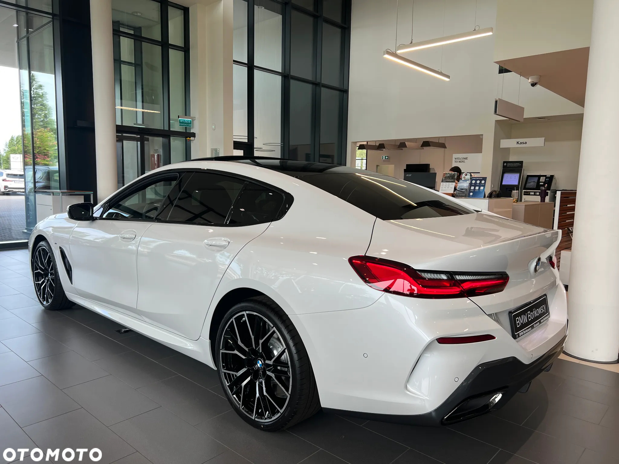 BMW Seria 8 840d xDrive mHEV - 4