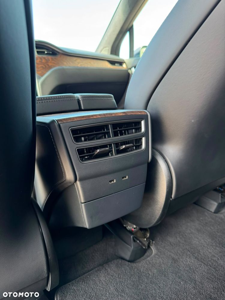 Tesla Model X Long Range - 20