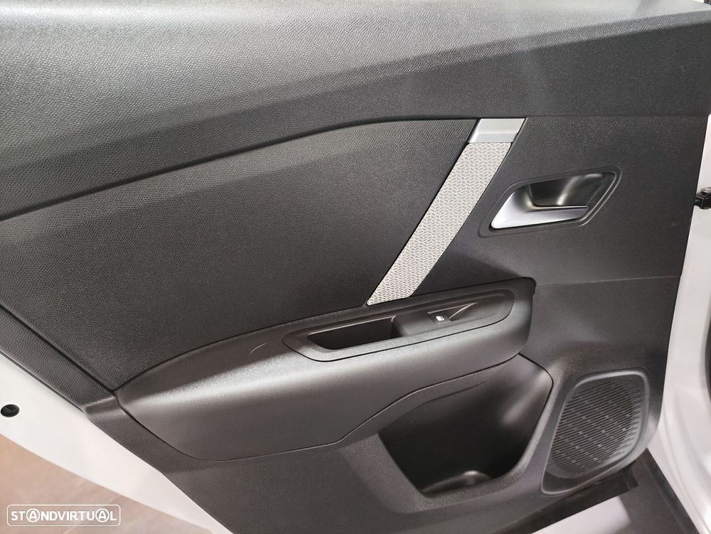 Citroën C4 1.2 PureTech Plus - 27