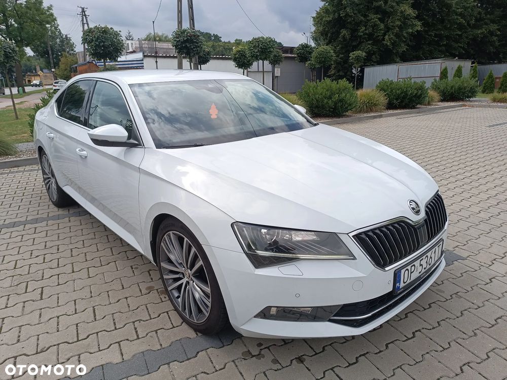 Skoda Superb 2.0 TDI 4x4 DSG Sportline - 4