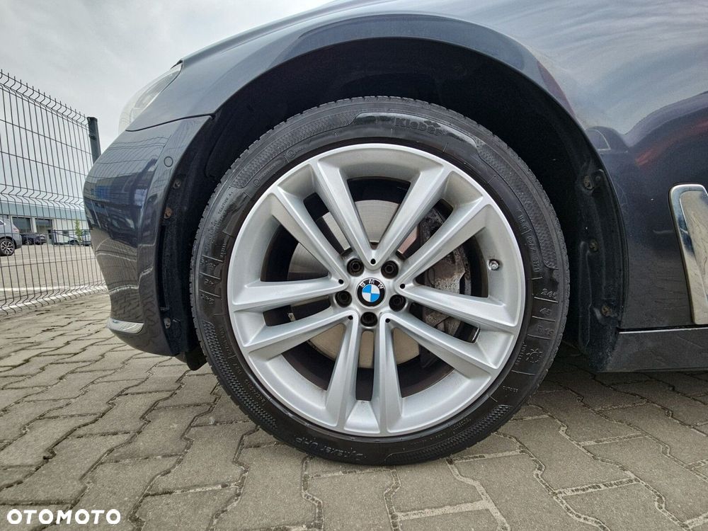 BMW Seria 7 - 10