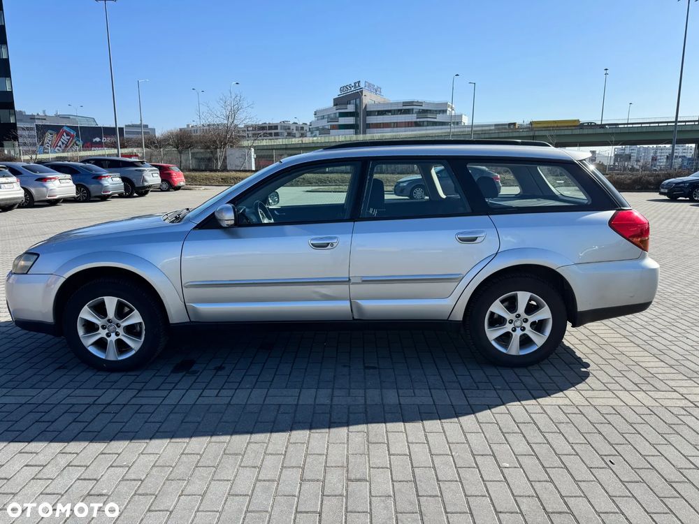 Subaru Outback - 3