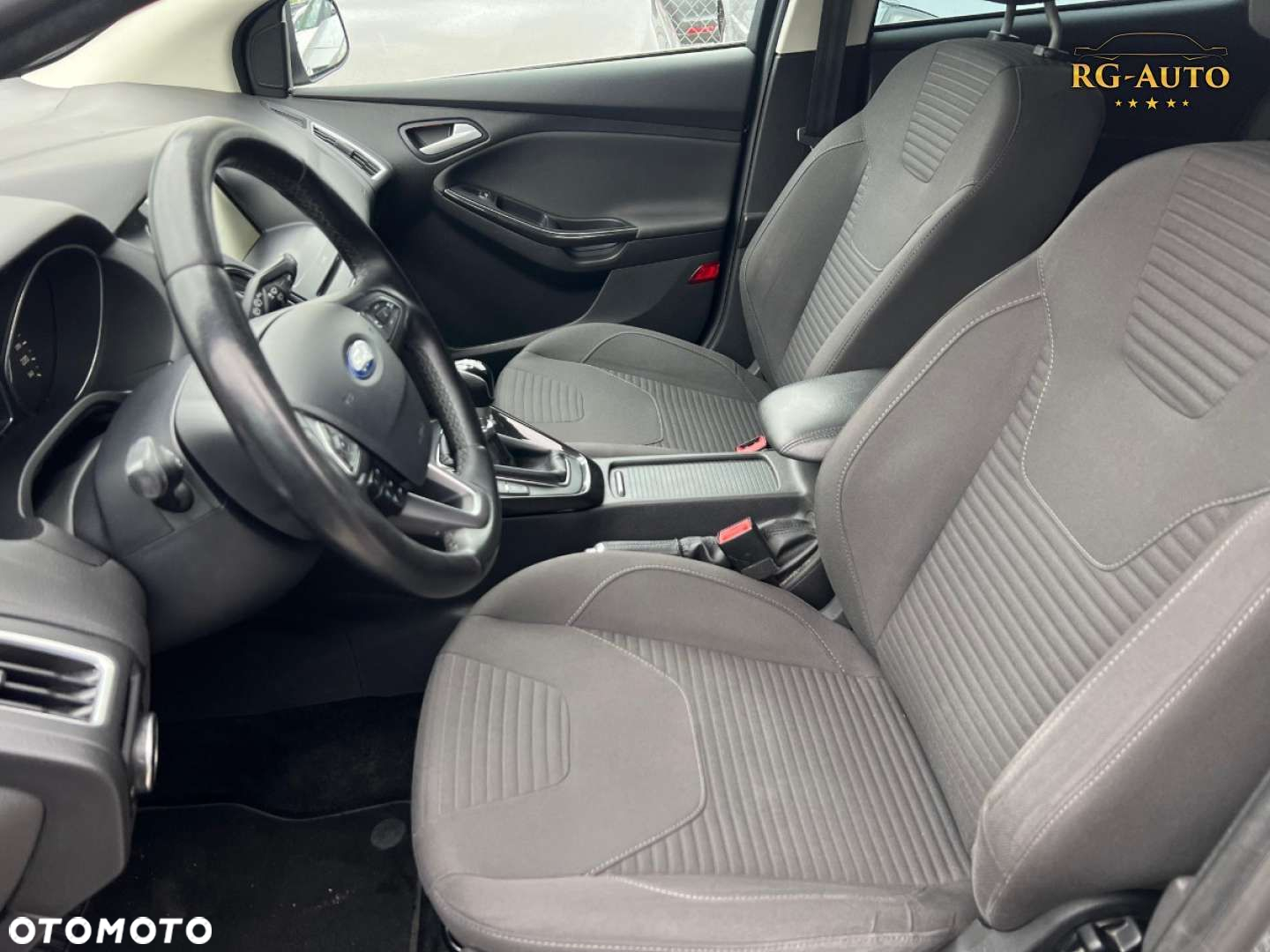 Ford Focus - 40