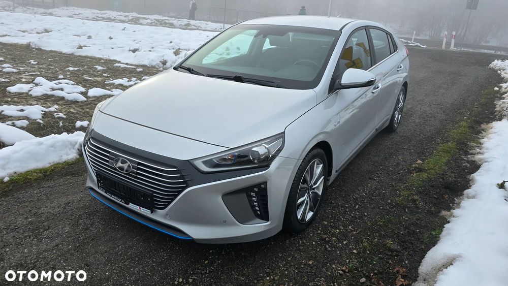 Hyundai IONIQ 1.6 GDI Premium - 6
