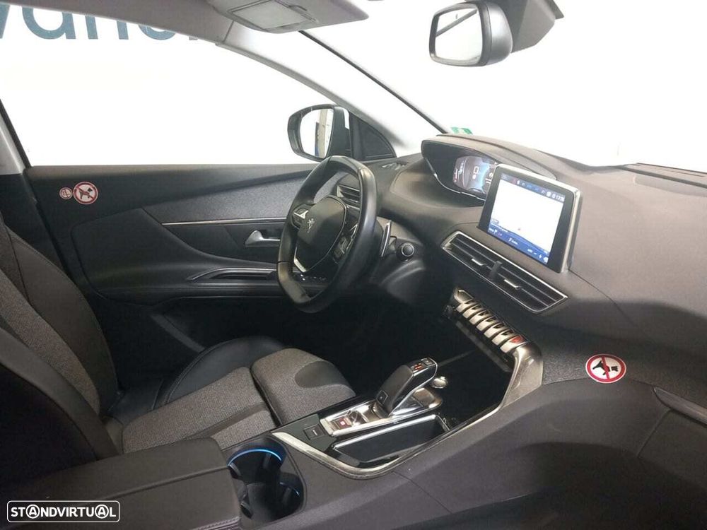 Peugeot 5008 BlueHDI 130 EAT8 Allure - 8