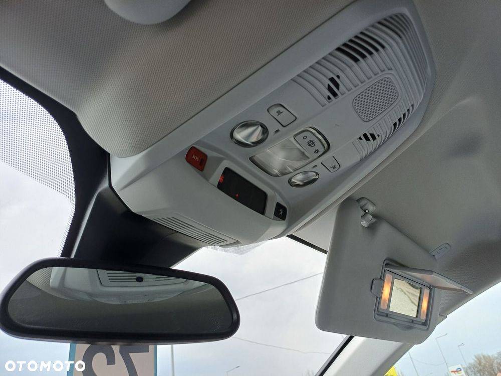 Peugeot 3008 1.6 THP Allure S&S EAT6 - 25