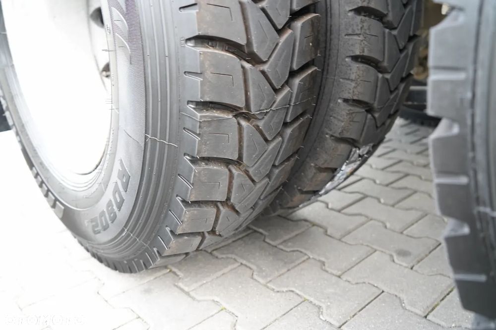 Mercedes-Benz AROCS 3240 / GRUSZKA 9M3 / 8x4 / BETONOMIESZARKA / OPONY 100% /  AUTOMAT - 23