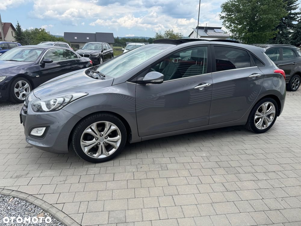 Hyundai i30 blue 1.6 CRDi YES Gold - 4