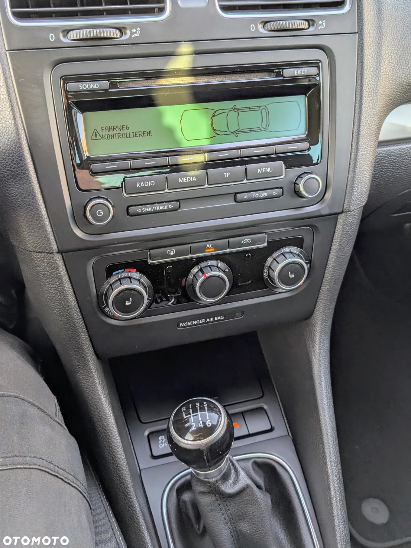 Volkswagen Golf 1.4 TSI Comfortline - 11