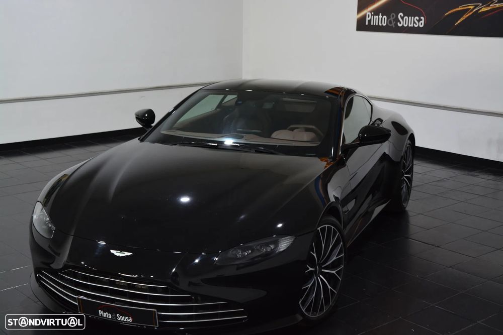Aston Martin Vantage Coupe V8 - 20