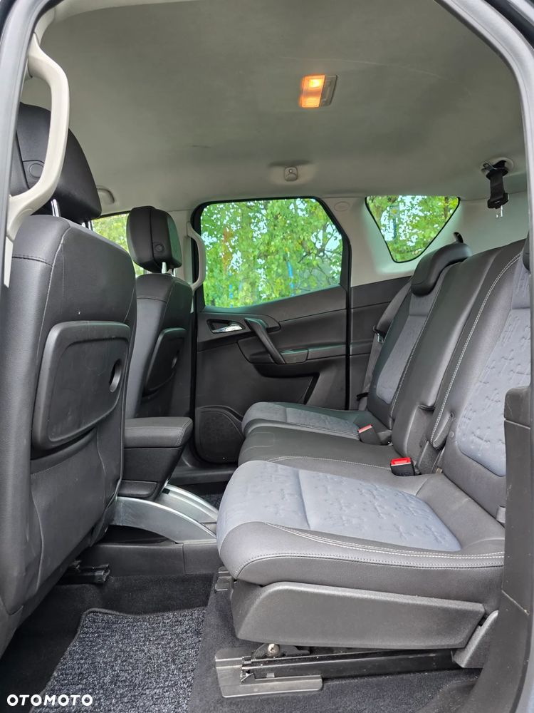 Opel Meriva ver-1-4-t-design-edition - 28