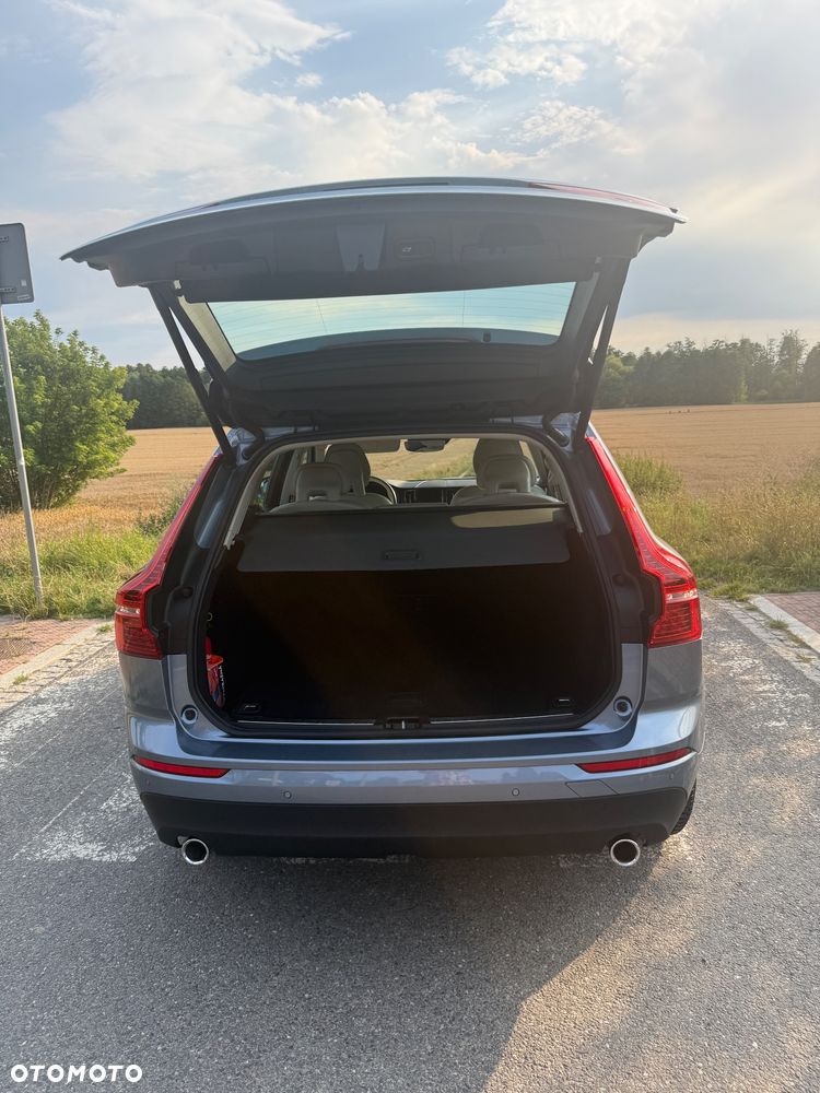 Volvo XC 60 D4 AWD Geartronic Momentum - 17