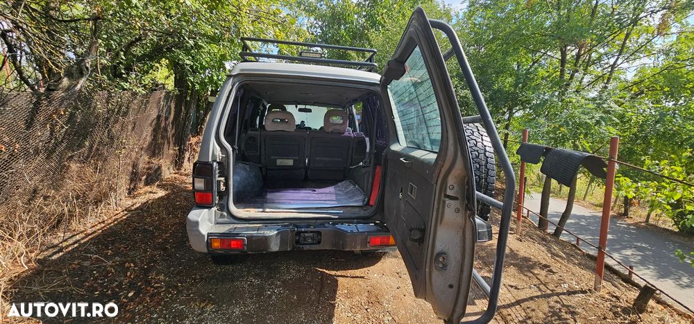 Mitsubishi Pajero - 8