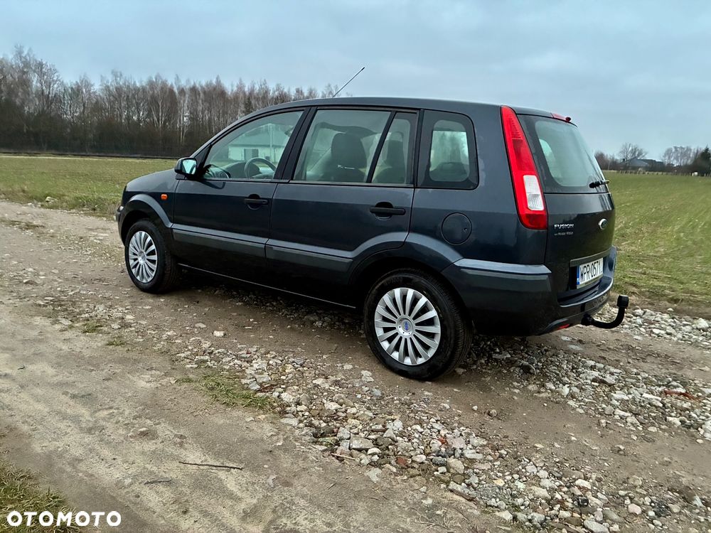 Ford Fusion 1.4 Gold X - 11