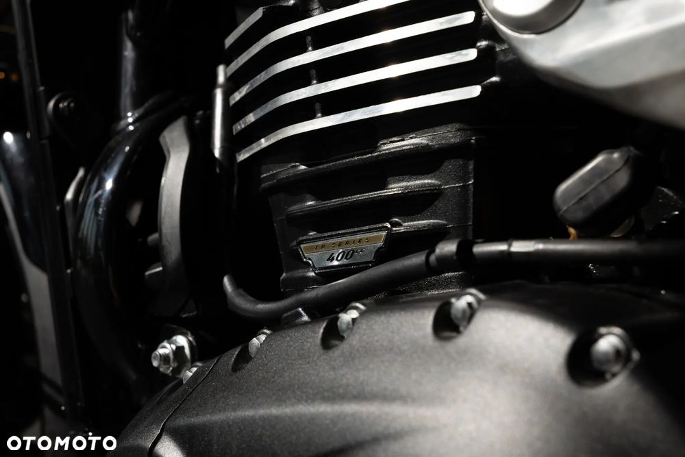 Triumph Thruxton - 10
