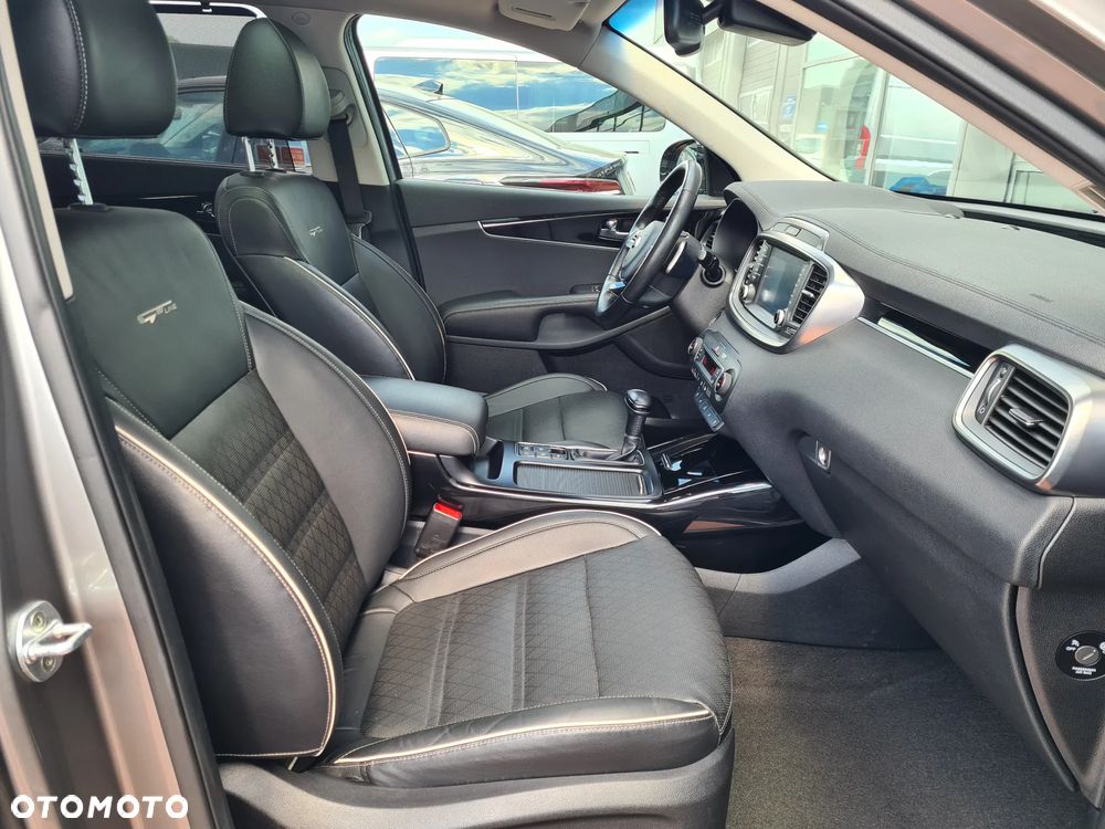 Kia Sorento 2.0 CRDI GT Line - 25