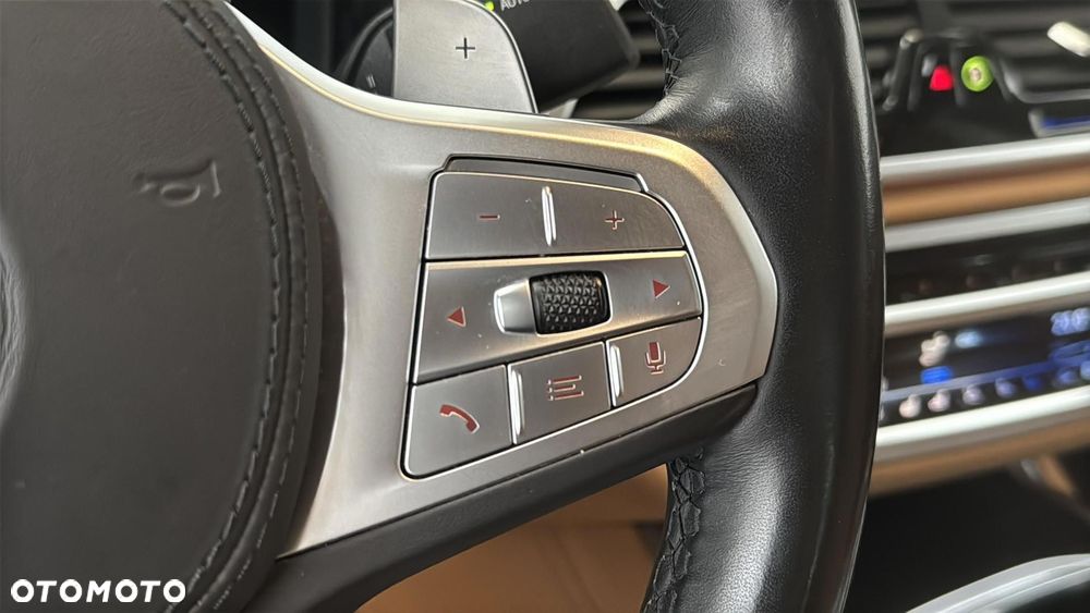 BMW Seria 7 730d xDrive mHEV sport - 29