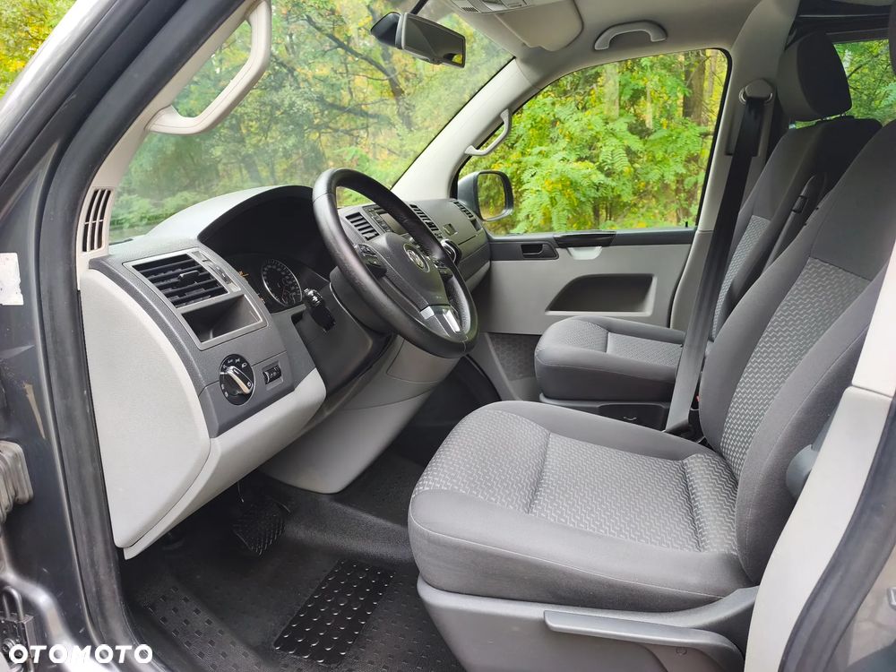 Volkswagen Transporter - 21