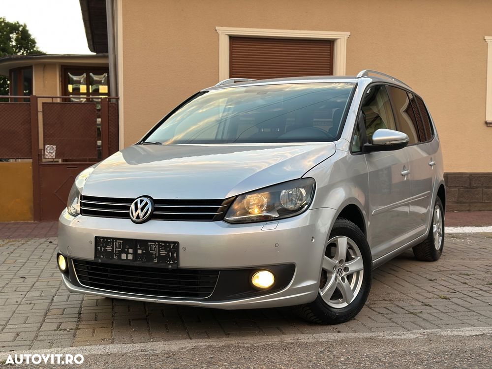Volkswagen Touran 1.6 TDI DPF BlueMotion Technology Comfortline - 1