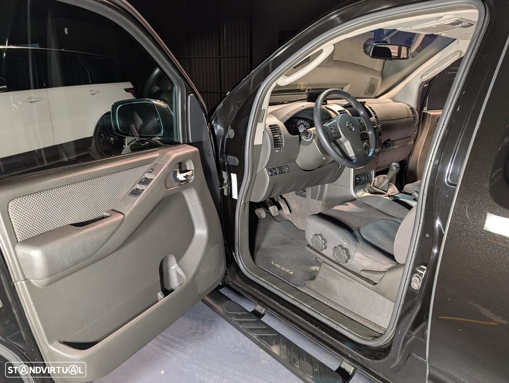 Nissan Navara 2.5 dCi CD Pilot - 11
