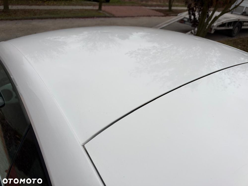 Volkswagen Beetle 1.6 TDI DPF Blue Motion Technologie Fender Edition - 25