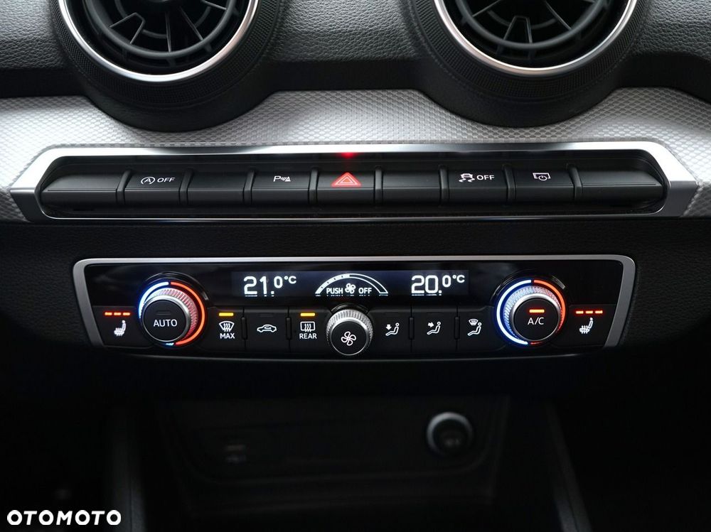 Audi Q2 - 24