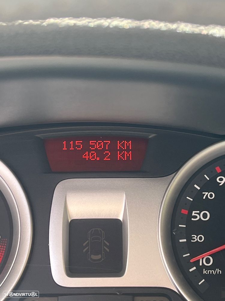 Renault Clio Break 1.2 TCE Dynamique S - 19