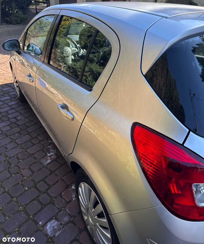 Opel Corsa 1.2 16V Enjoy - 4