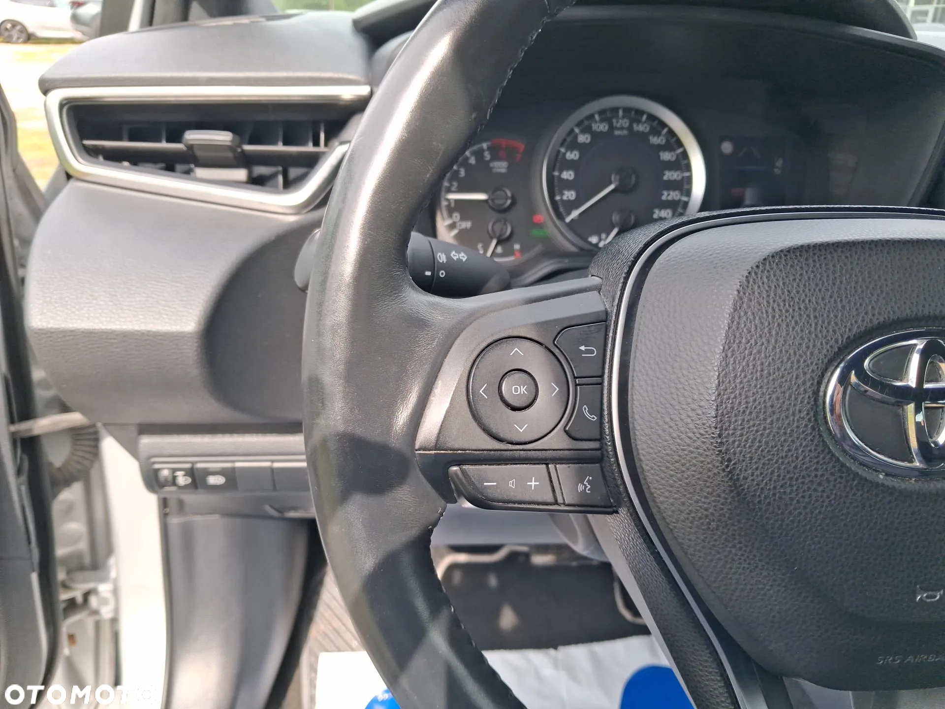 Toyota Corolla 1.8 Hybrid Active - 16