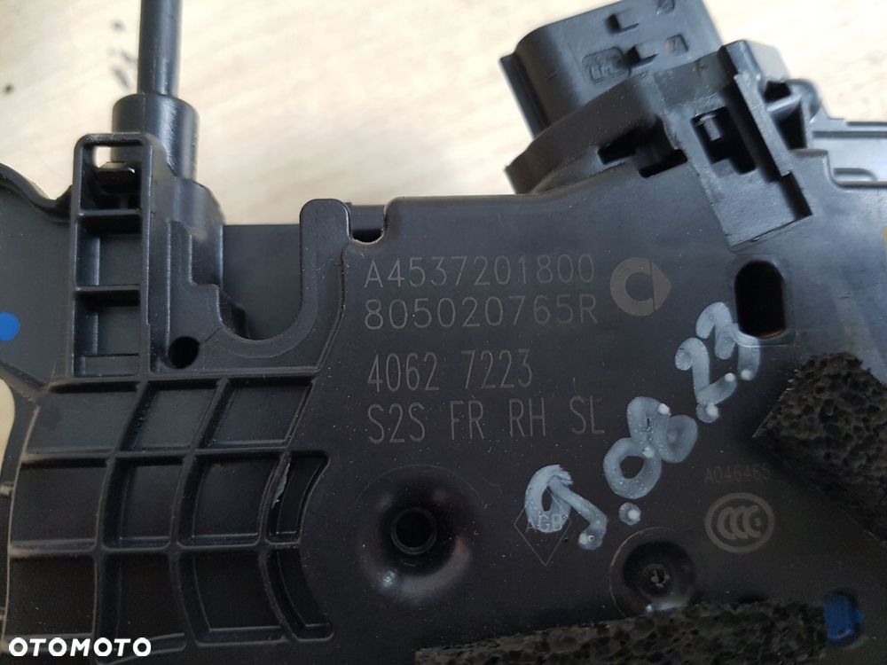 smart fortwo lewy zamek drzwi a4537201800 - 4