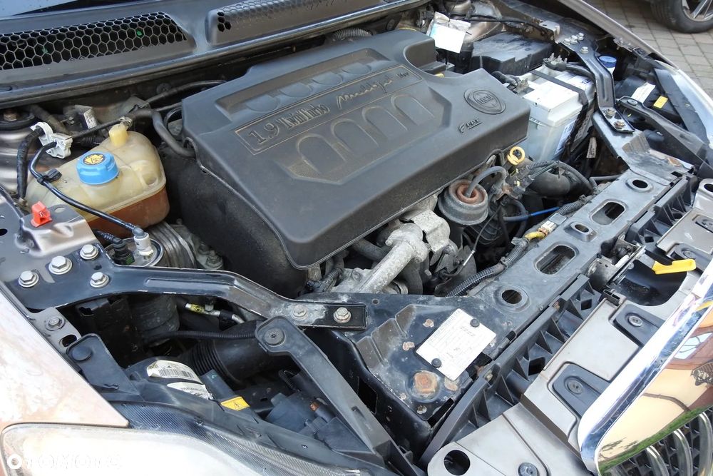 Lancia Delta 1.9 Multijet Twinturbo Executive - 34