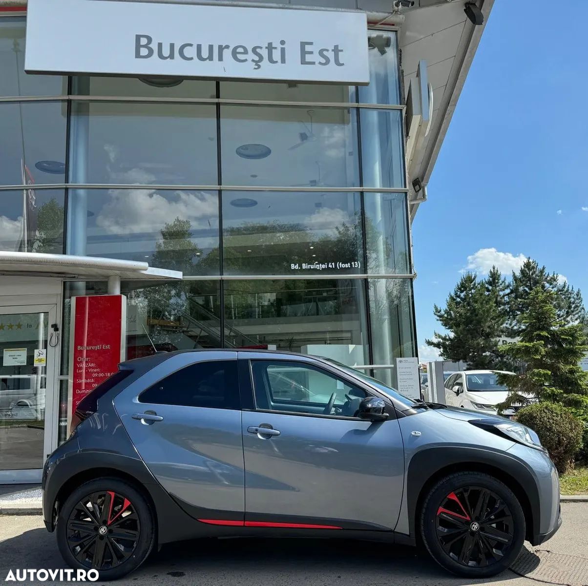 Toyota Aygo X 1.0l CVT UNDERCOVER JBL - 1