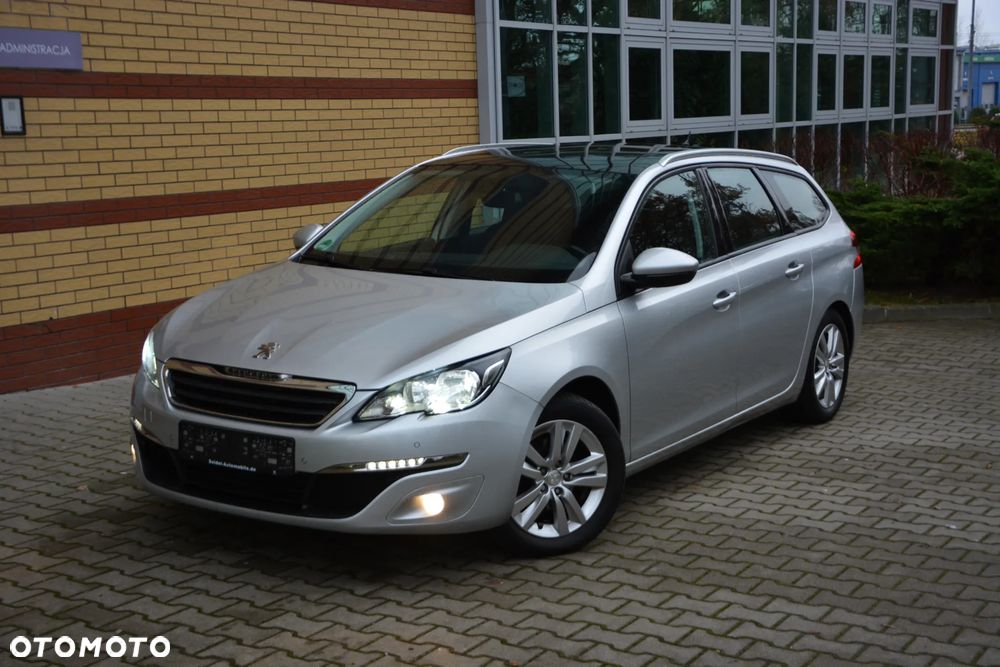 Peugeot 308 BlueHDi FAP 120 EAT6 Stop&Start Allure - 24