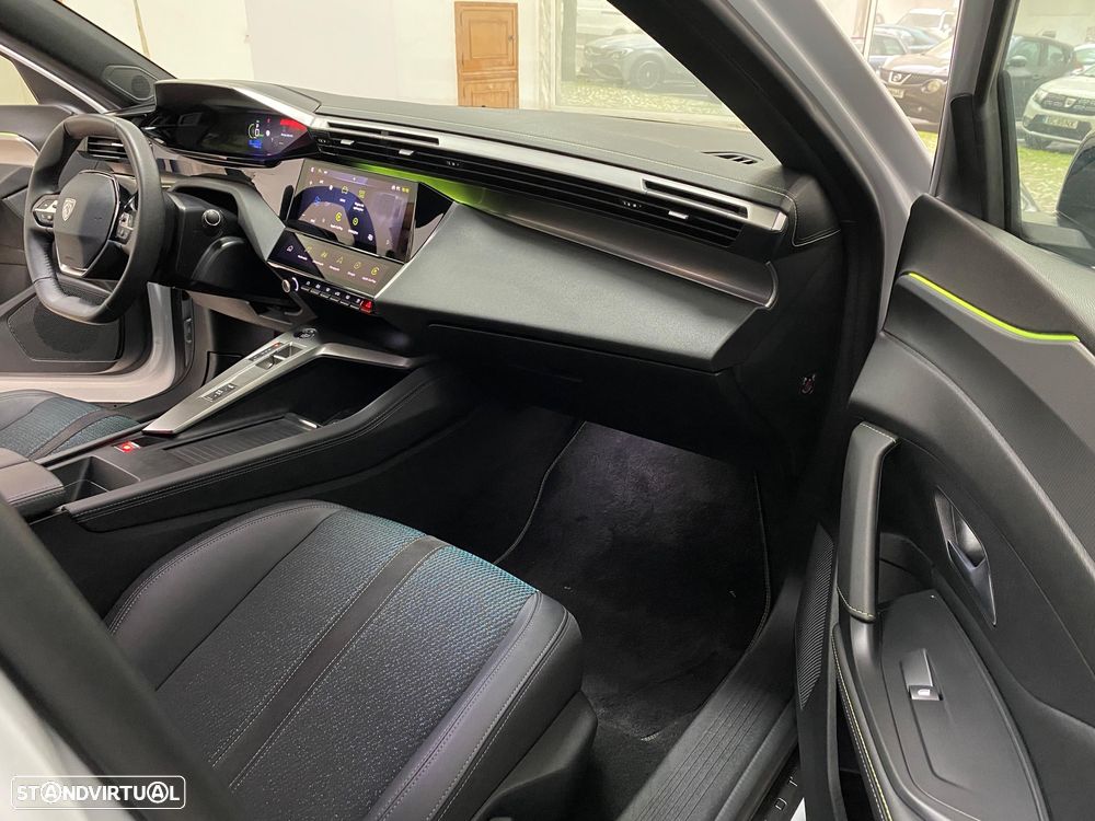 Peugeot e-308 54 kWh First Edition - 11